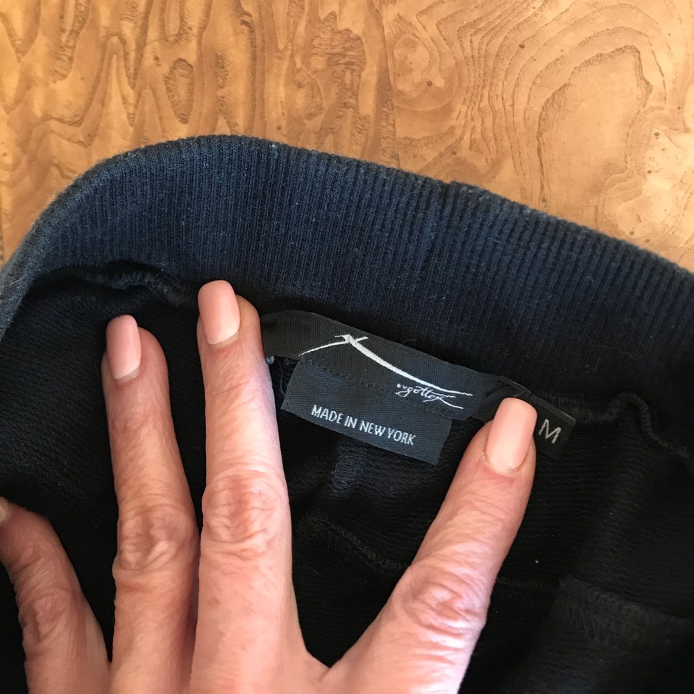 Gottex black and silver 2 piece sweats - Picture 7 of 7